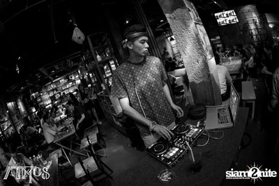 Friday Night at Atmos, Thonglor Soi 10 — photo 67