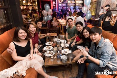 Friday Night at Atmos, Thonglor Soi 10 — photo 71