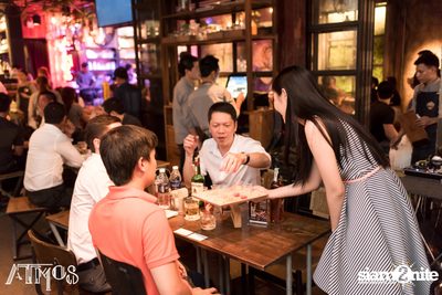 Friday Night at Atmos, Thonglor Soi 10 — photo 76