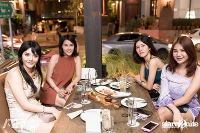 Friday Night at Atmos, Thonglor Soi 10 — photo 89