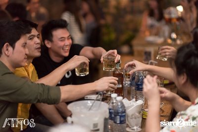 Friday Night at Atmos, Thonglor Soi 10 — photo 113