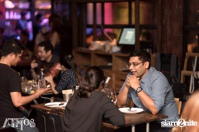 Friday Night at Atmos, Thonglor Soi 10 — photo 121