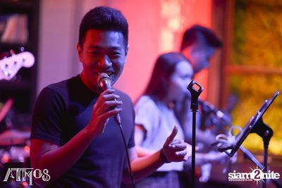 Friday Night at Atmos, Thonglor Soi 10 — photo 128