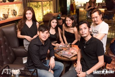 Friday Night at Atmos, Thonglor Soi 10 — photo 144