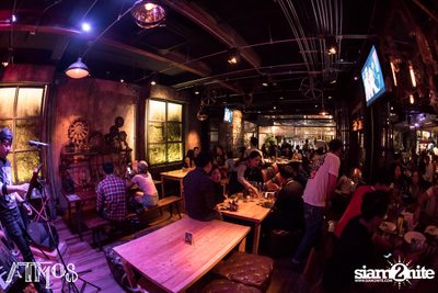 Friday Night at Atmos, Thonglor Soi 10 — photo 147