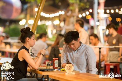 คืนวันศุกร์ ที่ร้าน แฮปปี้ ฟิช, เอเชีย ทีค เดอะ ริเวอร์ฟร้อนท์ — photo 20