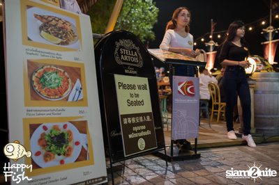 คืนวันศุกร์ ที่ร้าน แฮปปี้ ฟิช, เอเชีย ทีค เดอะ ริเวอร์ฟร้อนท์ — photo 77