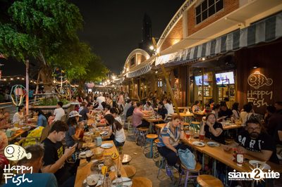 คืนวันศุกร์ ที่ร้าน แฮปปี้ ฟิช, เอเชีย ทีค เดอะ ริเวอร์ฟร้อนท์ — photo 82