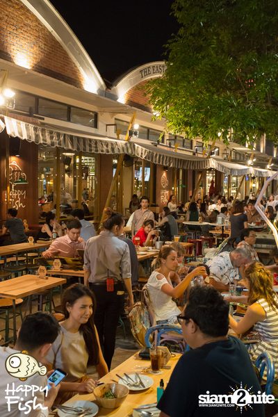 คืนวันศุกร์ ที่ร้าน แฮปปี้ ฟิช, เอเชีย ทีค เดอะ ริเวอร์ฟร้อนท์ — photo 85