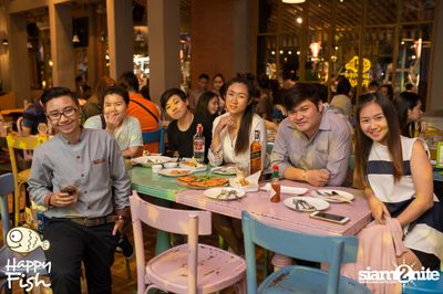 คืนวันศุกร์ ที่ร้าน แฮปปี้ ฟิช, เอเชีย ทีค เดอะ ริเวอร์ฟร้อนท์ — photo 88