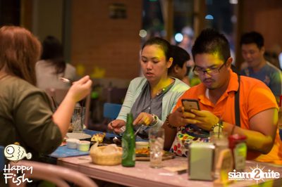 คืนวันศุกร์ ที่ร้าน แฮปปี้ ฟิช, เอเชีย ทีค เดอะ ริเวอร์ฟร้อนท์ — photo 93