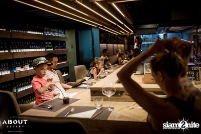 คืนวันเสาร์ ที่ร้าน อะเบาท์ อีทเทอรี่ — photo 61