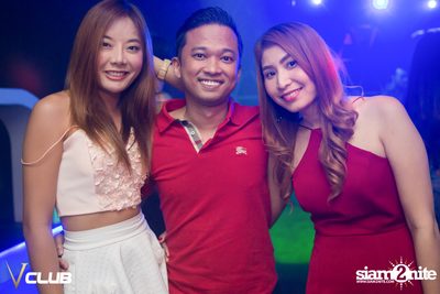 ปาร์ตี้คืนวันเสาร์ ที่ร้าน วี คลับ, สุขุมวิท ซอย 11 — photo 6