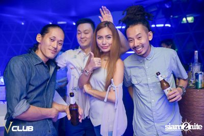 ปาร์ตี้คืนวันเสาร์ ที่ร้าน วี คลับ, สุขุมวิท ซอย 11 — photo 21