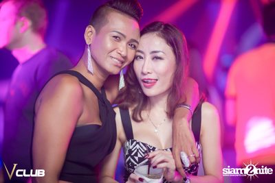 ปาร์ตี้คืนวันเสาร์ ที่ร้าน วี คลับ, สุขุมวิท ซอย 11 — photo 47