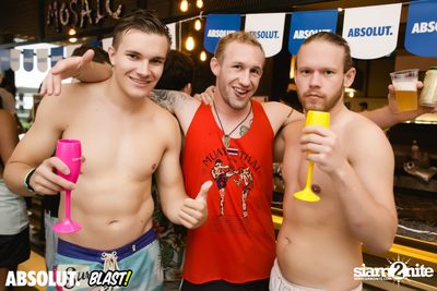BLAST! Pool Party ที่ ดับเบิ้ลทรี บาย ฮิลตัน — photo 3