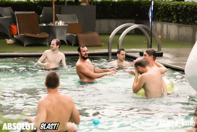 BLAST! Pool Party ที่ ดับเบิ้ลทรี บาย ฮิลตัน — photo 47