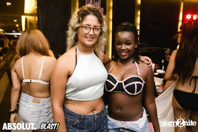 BLAST! Pool Party ที่ ดับเบิ้ลทรี บาย ฮิลตัน — photo 96