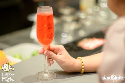 วันลอยกระทง ที่ร้าน แฮปปี้ ฟิช, เอเชีย ทีค เดอะ ริเวอร์ฟร้อนท์ — photo 74