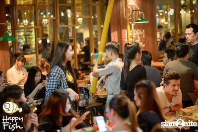 วันลอยกระทง ที่ร้าน แฮปปี้ ฟิช, เอเชีย ทีค เดอะ ริเวอร์ฟร้อนท์ — photo 122