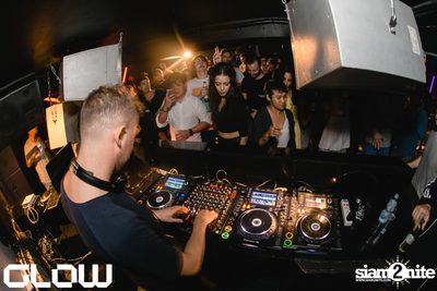 11 Years of Glow w/ Archie Hamilton at GLOW — photo 140