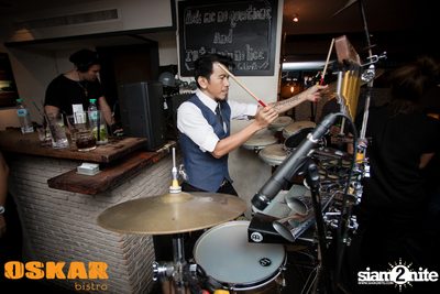 Num T-Bone Live at Oskar Bistro — photo 32