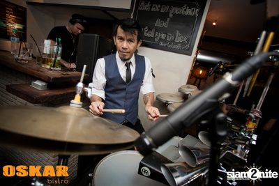 Num T-Bone Live at Oskar Bistro — photo 35