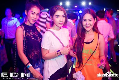 EDM Boat Party | Season 3 — photo 13