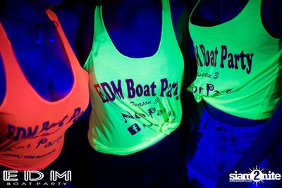 EDM Boat Party | Season 3 — photo 26