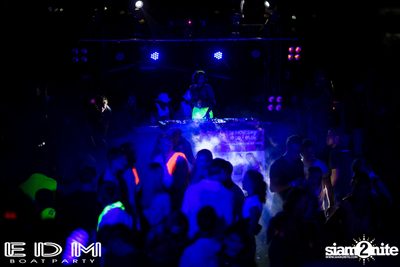EDM Boat Party | Season 3 — photo 29