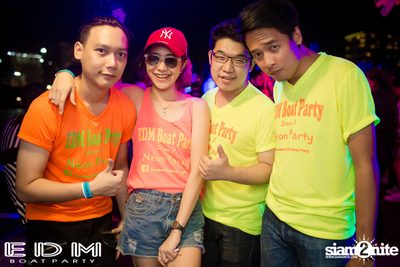EDM Boat Party | Season 3 — photo 35