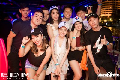 EDM Boat Party | Season 3 — photo 39