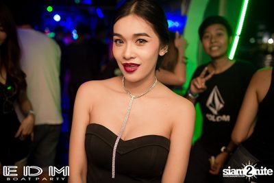 EDM Boat Party | Season 3 — photo 46