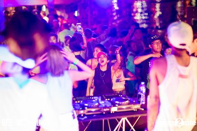 EDM Boat Party | Season 3 — photo 129