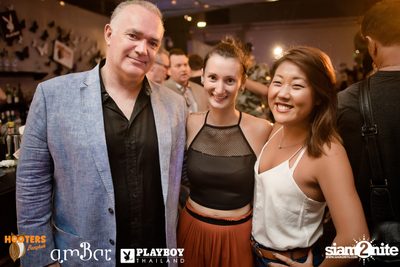 Hooters Thanksgiving กับ Playboy Thailand ที่ แอมบาร์ — photo 46