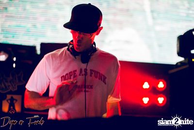 Dafbkk นำเสนอ Dope as Funk University ที่ ไลฟ์ อาร์ซีเอ — photo 8