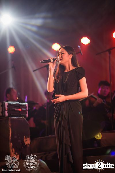 ดอกไม้ของย่า, บทเพลงของพ่อ ที่ ลานสิงห์ปาร์ค เชียงราย วันที่ 1 (อัลบั้มที่ 1) — photo 42