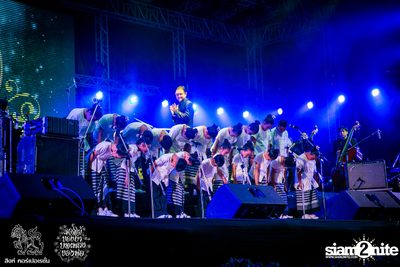 ดอกไม้ของย่า, บทเพลงของพ่อ ที่ ลานสิงห์ปาร์ค เชียงราย วันที่ 1 (อัลบั้มที่ 2) — photo 26