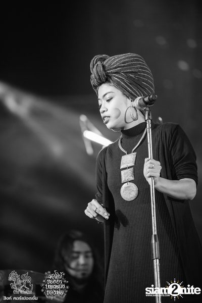 ดอกไม้ของย่า, บทเพลงของพ่อ ที่ ลานสิงห์ปาร์ค เชียงราย วันที่ 3 (อัลบั้มที่ 1) — photo 35