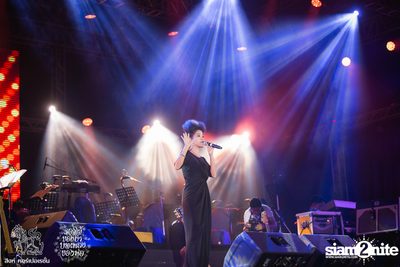 ดอกไม้ของย่า, บทเพลงของพ่อ ที่ ลานสิงห์ปาร์ค เชียงราย วันที่ 3 (อัลบั้มที่ 1) — photo 69
