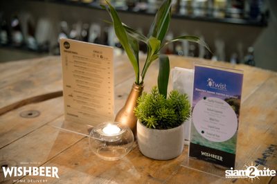 Ayinger & Schneider Weisse ที่ วิชเบียร์ โฮม บาร์ — photo 9