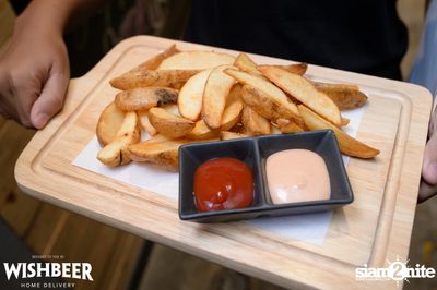 Ayinger & Schneider Weisse ที่ วิชเบียร์ โฮม บาร์ — photo 21