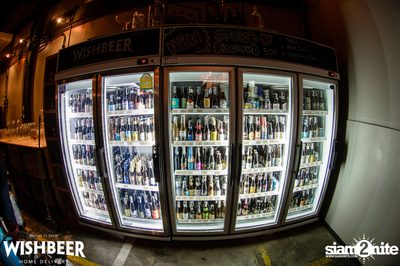 Ayinger & Schneider Weisse ที่ วิชเบียร์ โฮม บาร์ — photo 47