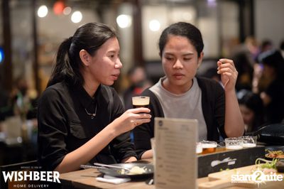 Ayinger & Schneider Weisse ที่ วิชเบียร์ โฮม บาร์ — photo 55