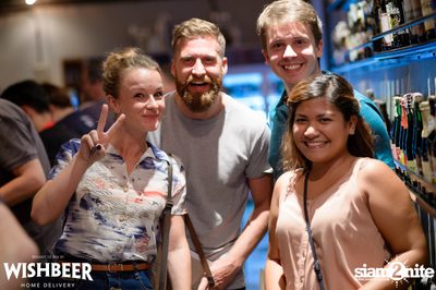Ayinger & Schneider Weisse ที่ วิชเบียร์ โฮม บาร์ — photo 72