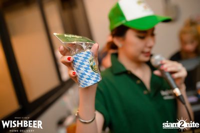 Ayinger & Schneider Weisse ที่ วิชเบียร์ โฮม บาร์ — photo 83