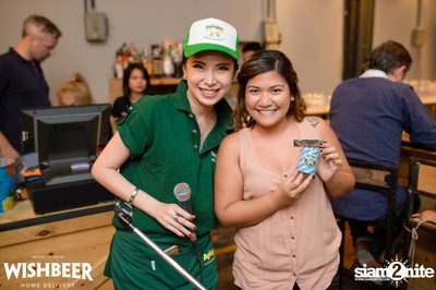Ayinger & Schneider Weisse ที่ วิชเบียร์ โฮม บาร์ — photo 84