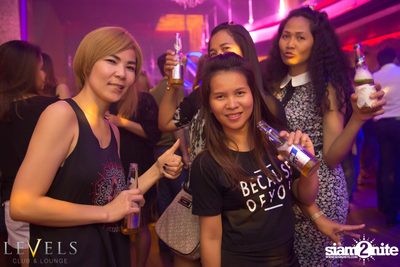 ปาร์ตี้คืนวันเสาร์ ที่ร้าน เลเวล คลับ, สุขุมวิท ซอย 11 — photo 10