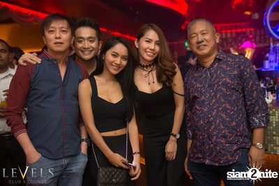 ปาร์ตี้คืนวันเสาร์ ที่ร้าน เลเวล คลับ, สุขุมวิท ซอย 11 — photo 28