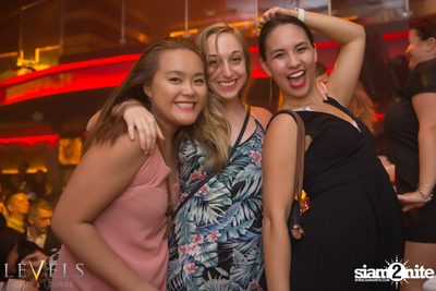 ปาร์ตี้คืนวันเสาร์ ที่ร้าน เลเวล คลับ, สุขุมวิท ซอย 11 — photo 60